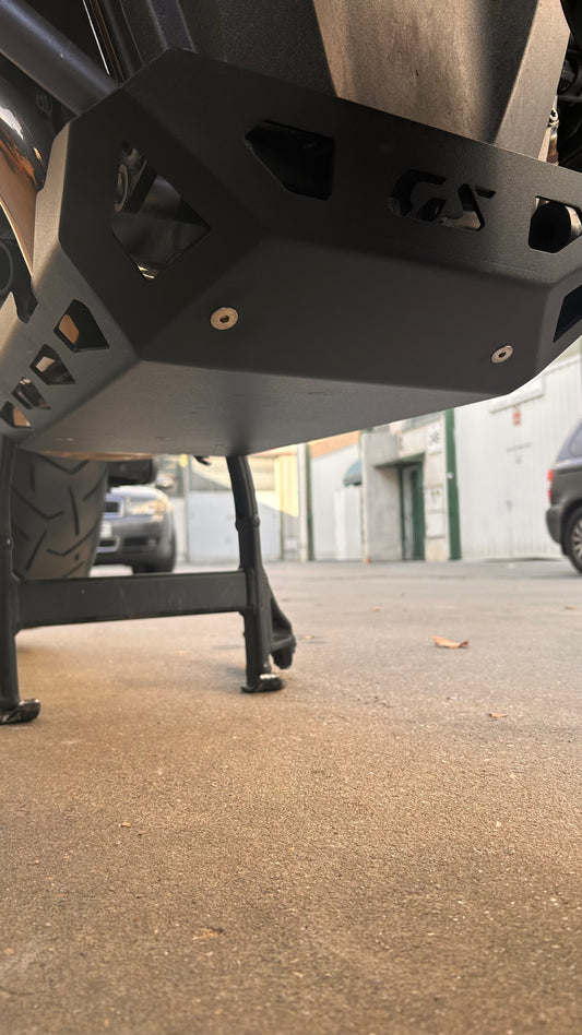 Cubre cárter aluminio R1300GS y Adventure