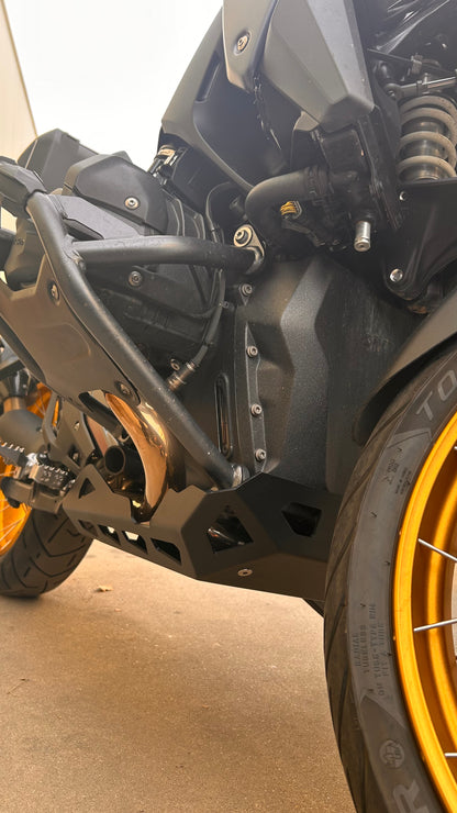 Cubre cárter aluminio R1300GS y Adventure